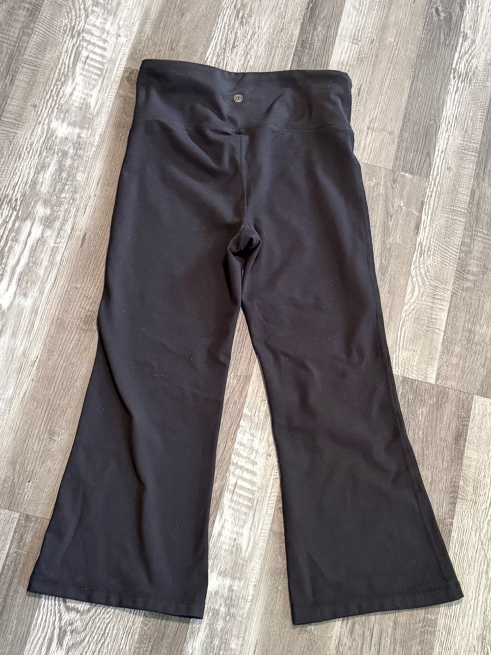 Balance Collection - Black Flared Yoga Pants Size Medium - Picture 3 of 3